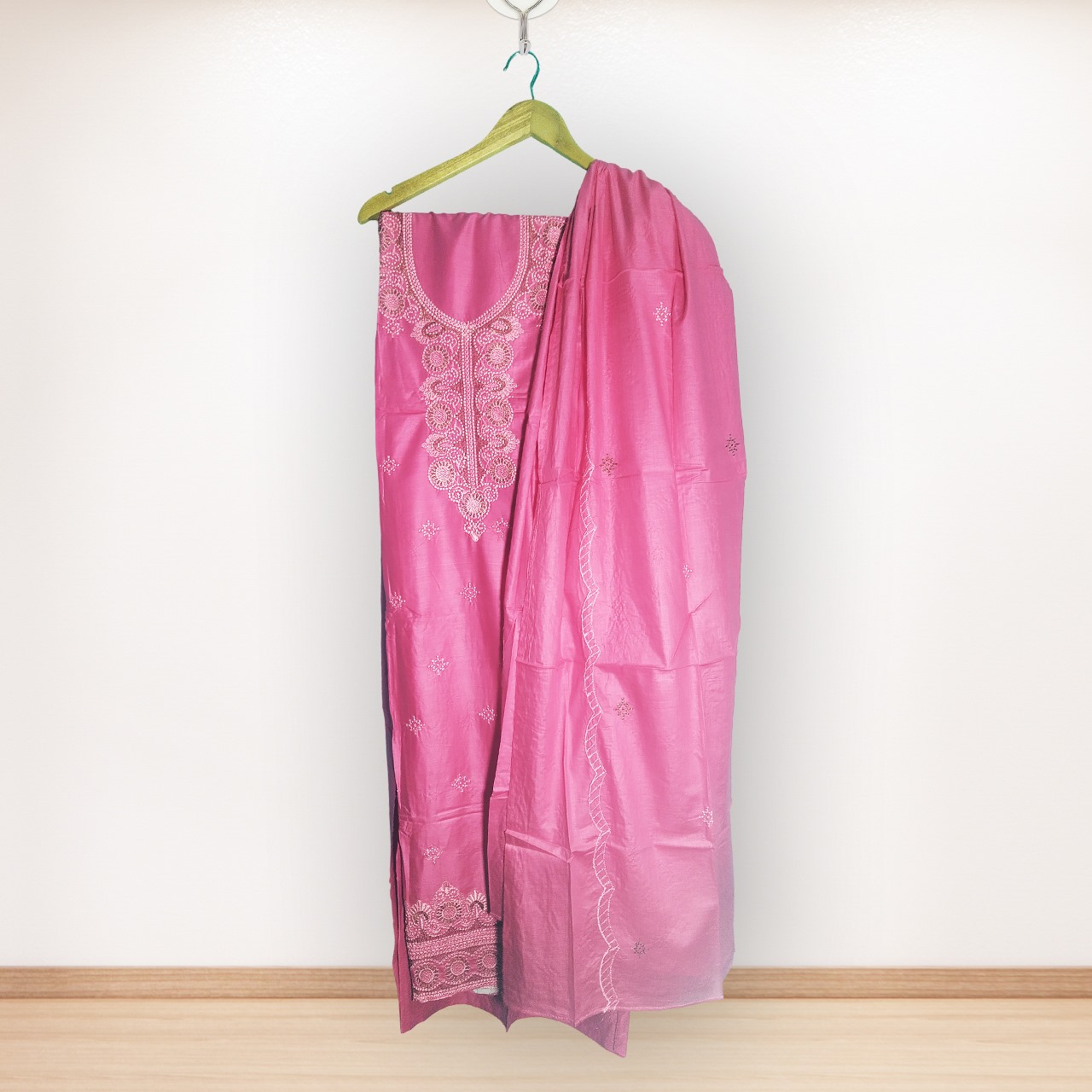 পাকিজা মালাহার থ্রি পিস (D-No-1022) Code-480